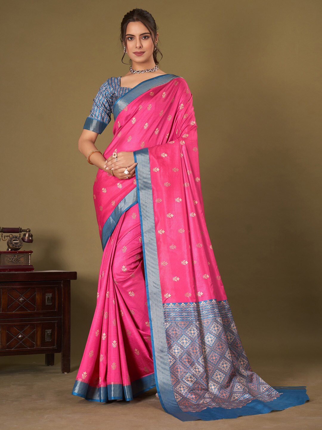 

Mitera Floral Woven Design Zari Silk Blend Banarasi Saree, Pink