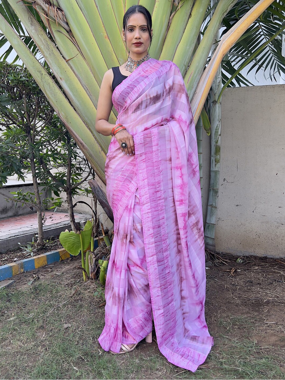 

KALINI Tie & Dye Ready to Wear Saree, Pink