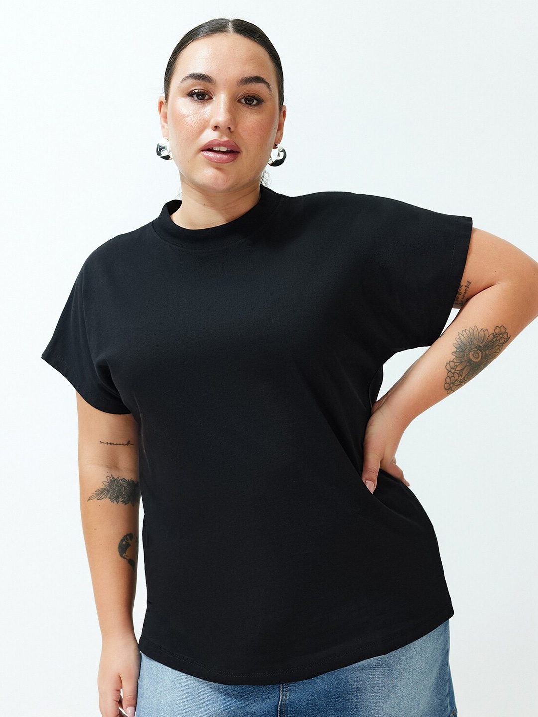 

Trendyol High Neck Extended Sleeves Cotton Casual T-shirt, Black