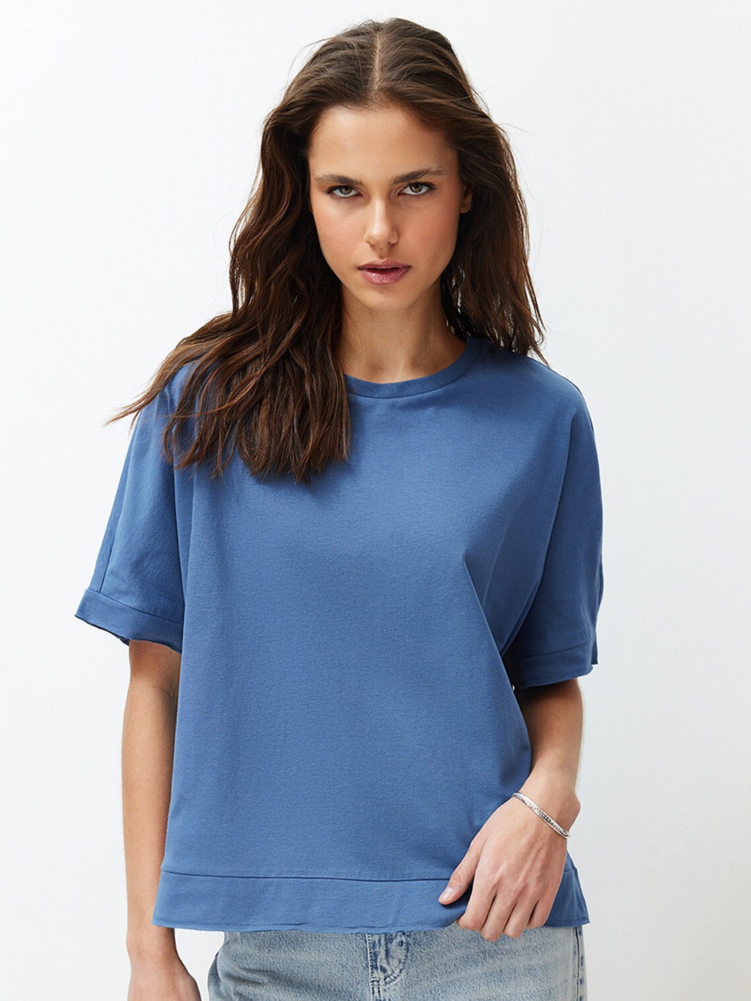 

Trendyol Round Neck Short Extended Sleeves Regular Fit Cotton T-shirt, Blue