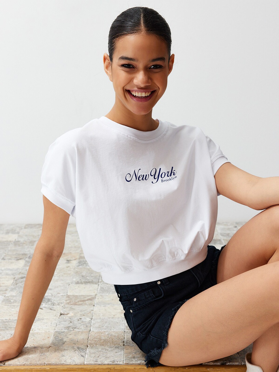 

Trendyol Typography Printed Extended Sleeves Cotton Casual T-shirt, White