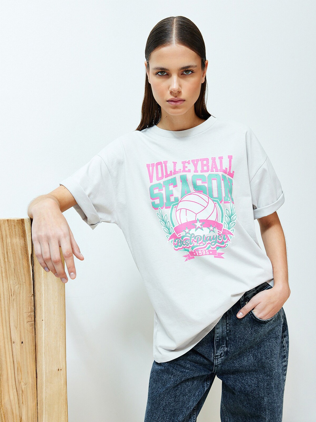 

Trendyol Round Neck Short Sleeves Typography Printed Regular Fit Cotton T-shirt, Na