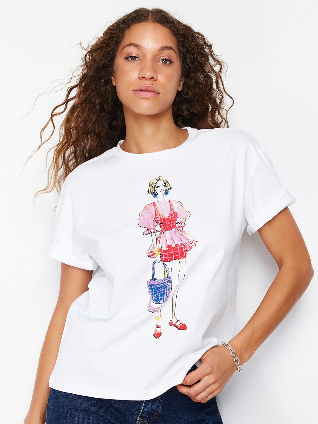 

Trendyol Round Neck Short Sleeves Graphic Printed Regular Fit Cotton T-shirt, Na