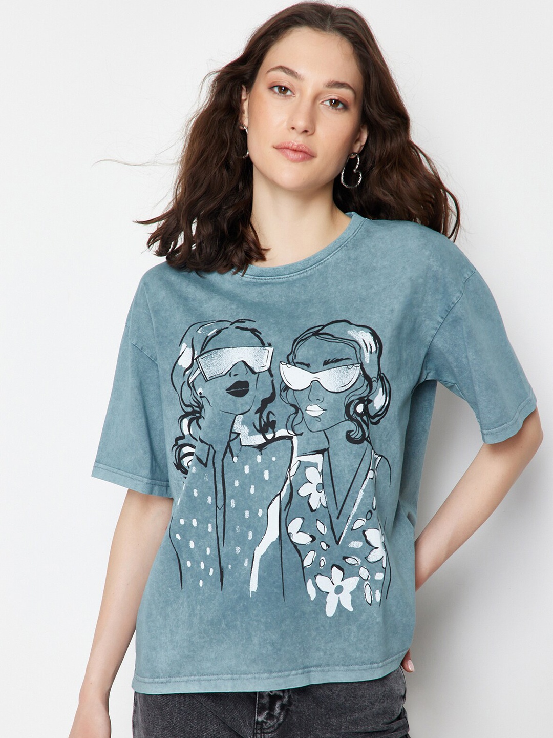 

Trendyol Round Neck Floral Printed Cotton T-shirt, Blue