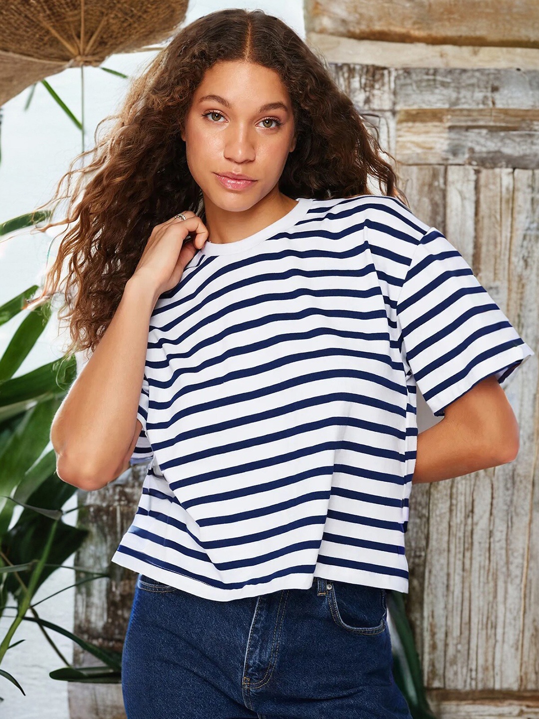 

Trendyol Round Neck Short Sleeves Striped Cotton T-shirt, White