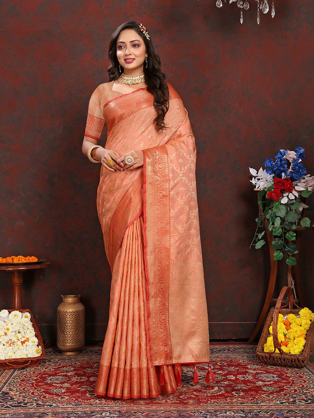 

MARGI DESIGNERS Ethnic Motifs Woven Design Zari Kanjeevaram Saree, Peach