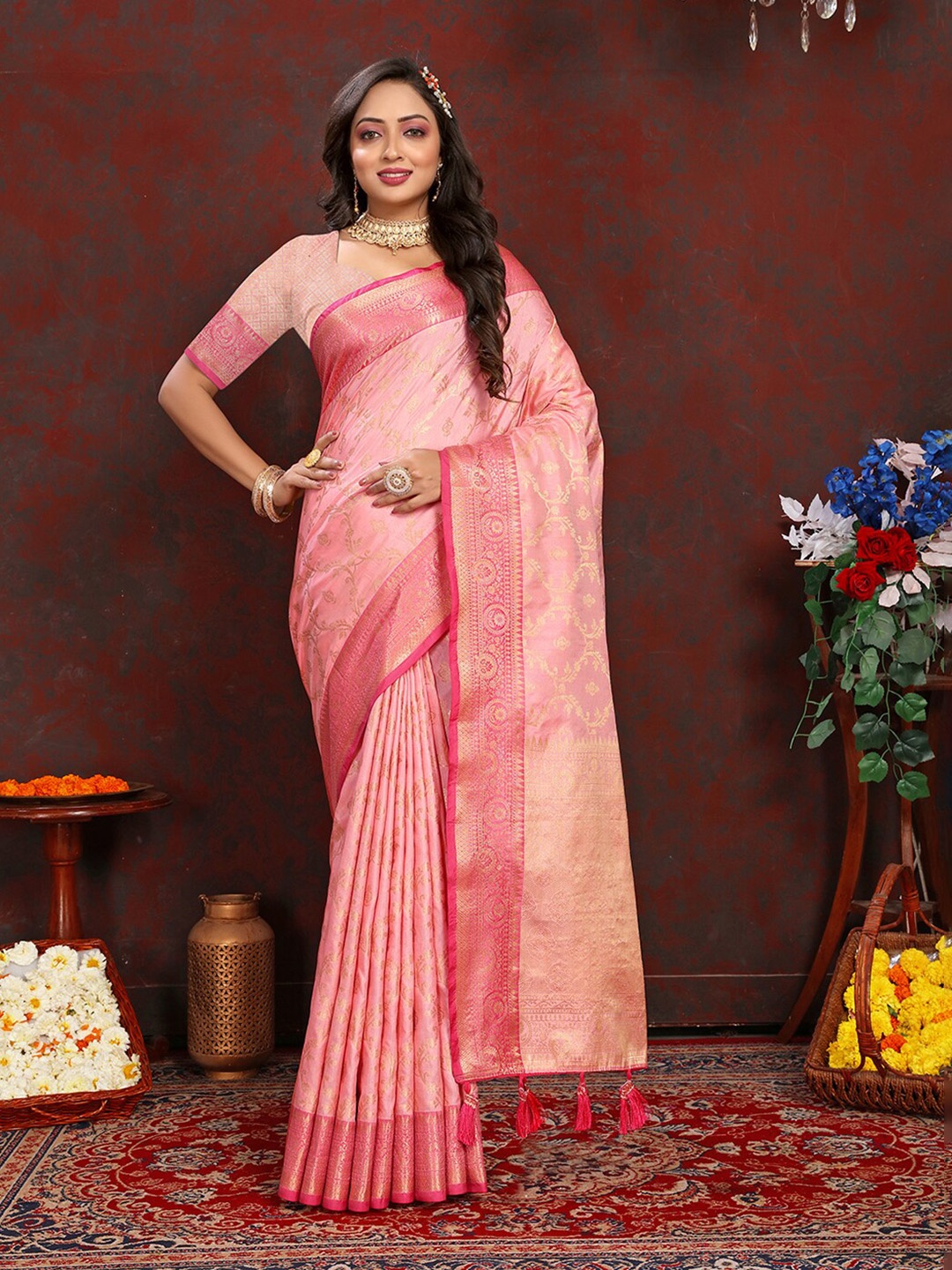 

MARGI DESIGNERS Ethnic Motifs Woven Design Zari Kanjeevaram Saree, Pink