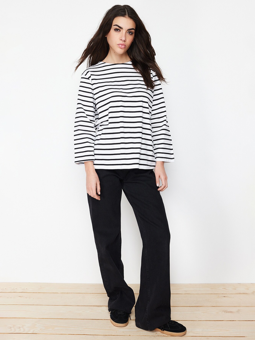 

Trendyol Striped Round Neck T-shirt, White