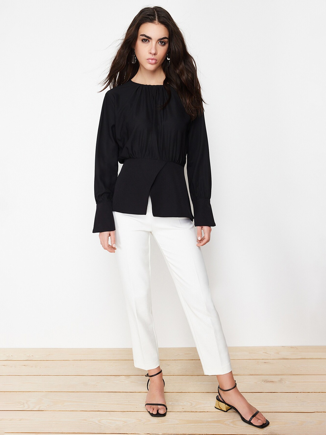 

Trendyol Bishop Sleeves Cinched Waist Top, Black