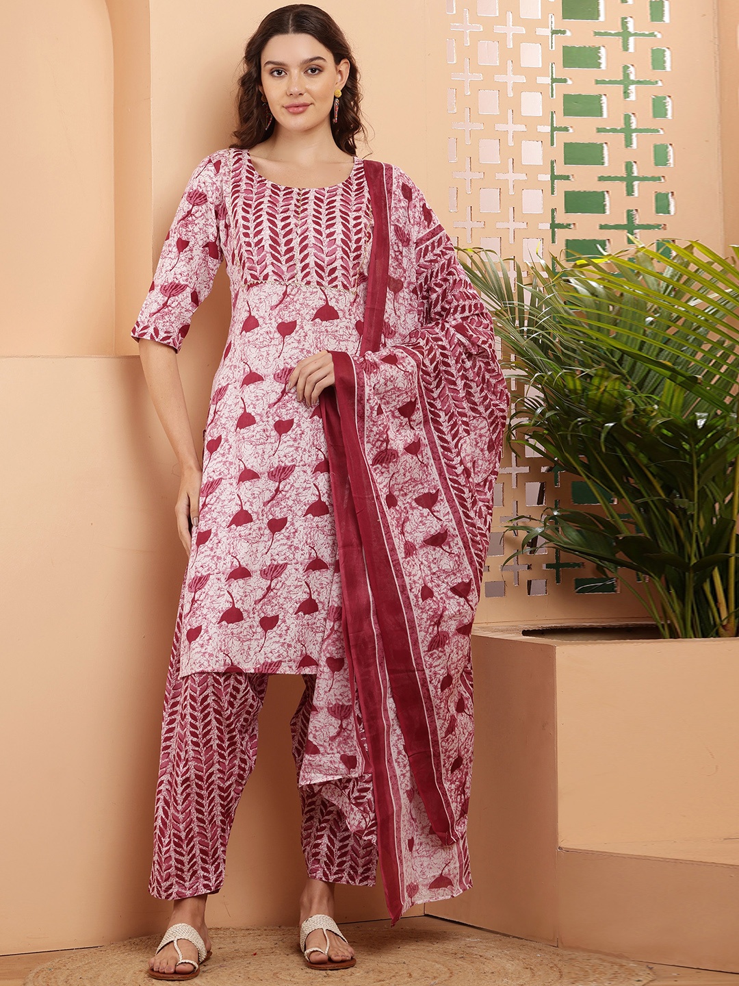 

KAZIA Floral Printed Straight Pure Cotton Kurta with Salwar & Dupatta, White