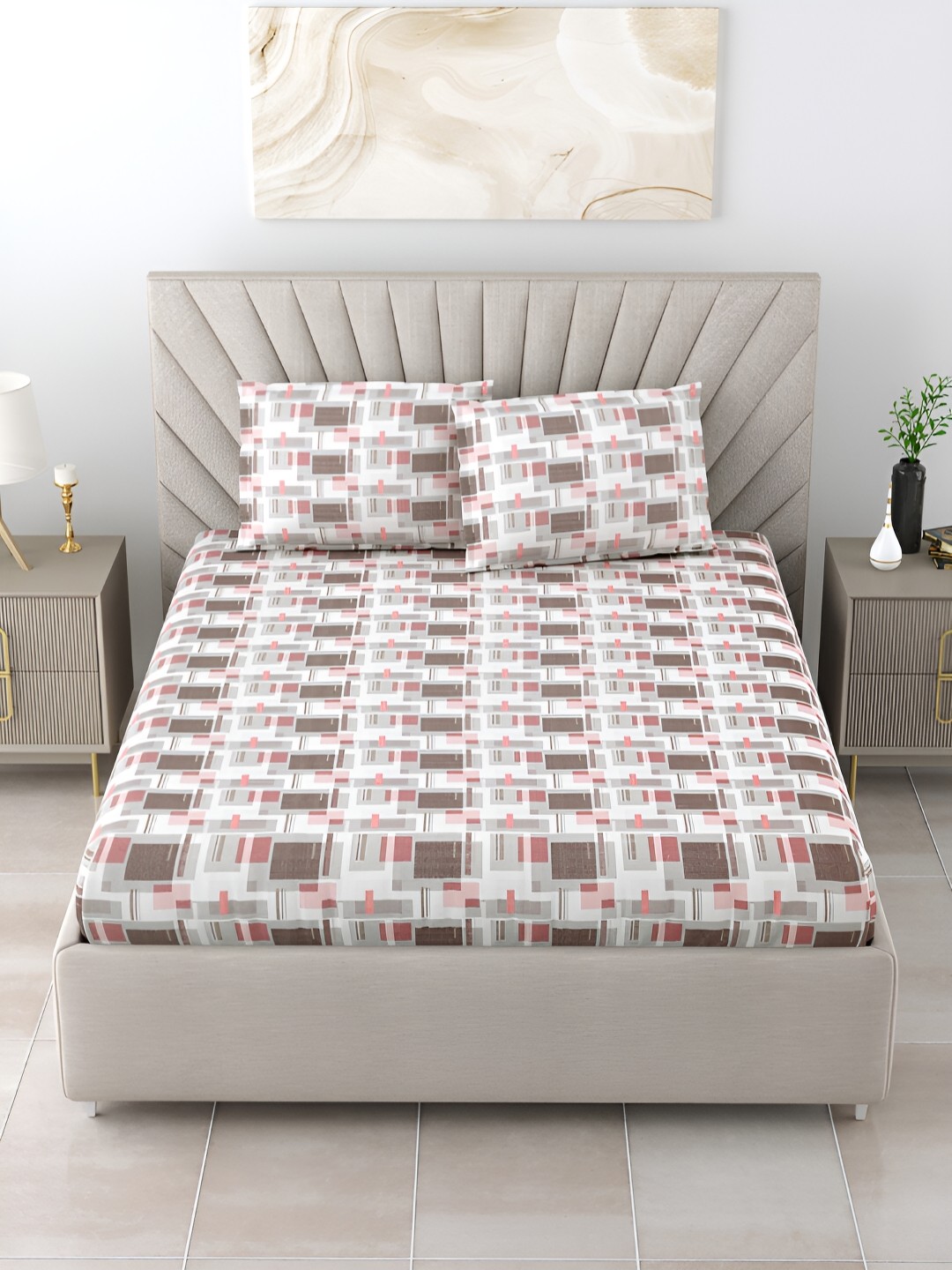 

Salona Bichona Pink & White Geometric 160 TC Queen Bedsheet with 2 Pillow Covers