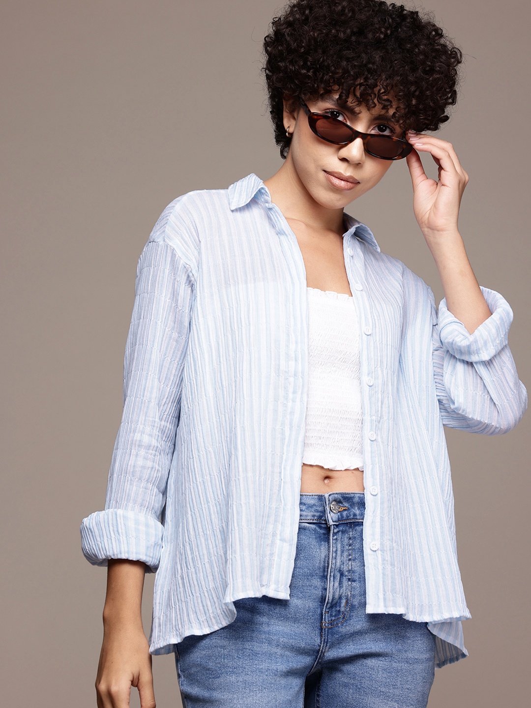 

The Roadster Lifestyle Co. Seersucker Pure Cotton Striped Casual Shirt, Blue