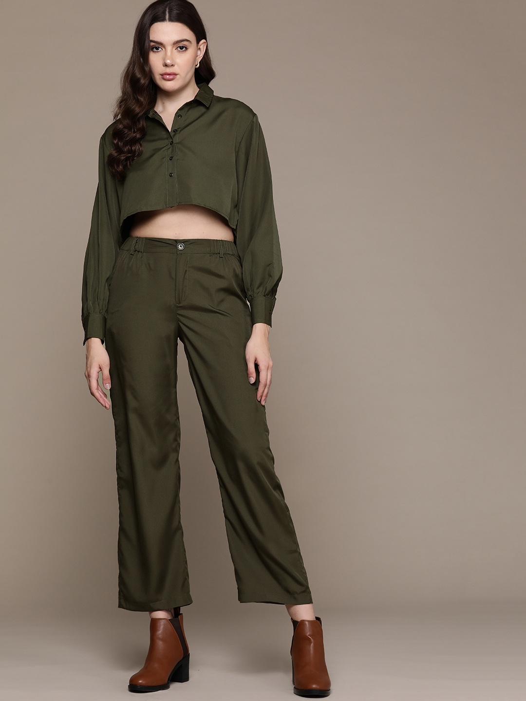 

Roadster Women Solid Pure Cotton Crop Top with Trousers, Olive