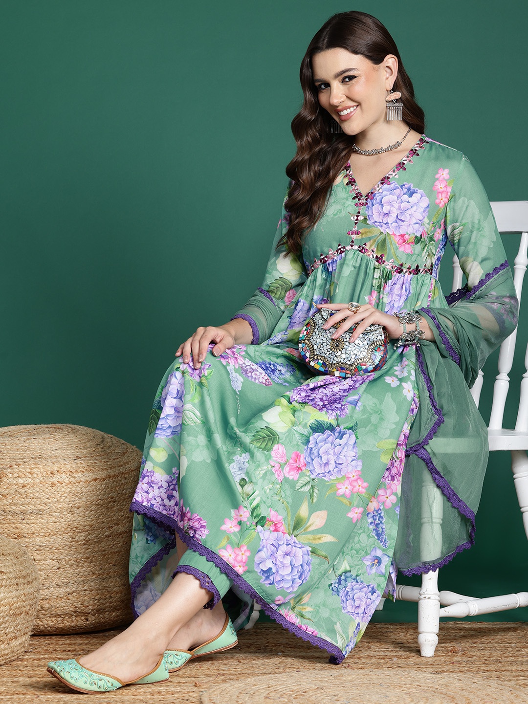 

Sangria Women Floral Printed Empire Kurta with Trousers & With Dupatta, Green