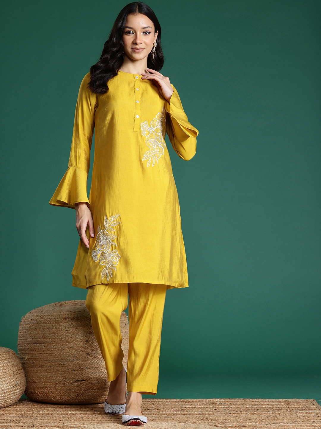 

Sangria Women Floral Embroidered Thread Work Kurta with Trousers, Mustard