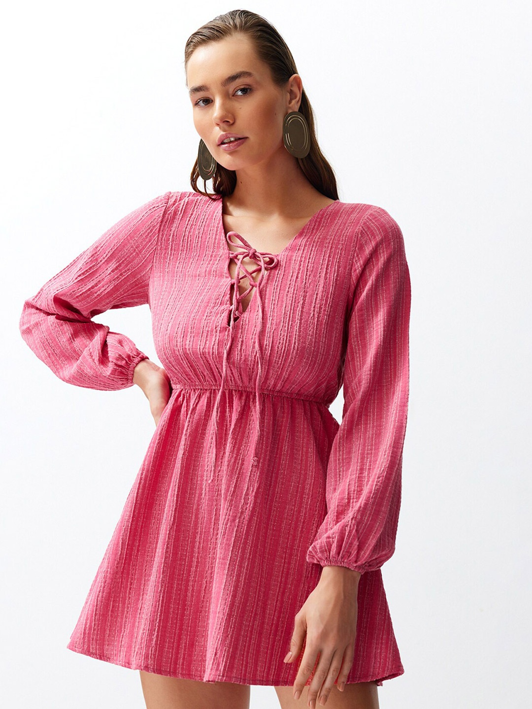 

Trendyol Self Design Tie-Up Neck Puff Sleeves Fit & Flare Mini Dress, Pink