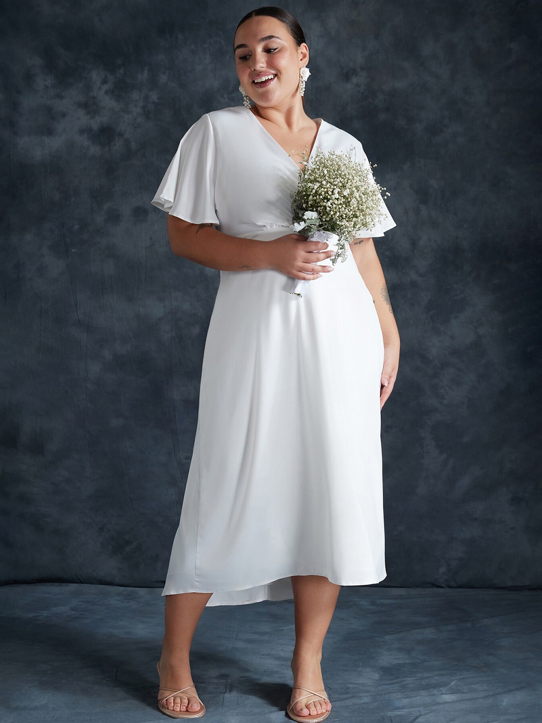 

Trendyol V-Neck Flutter Sleeve Fit and Flare Midi Dress, White