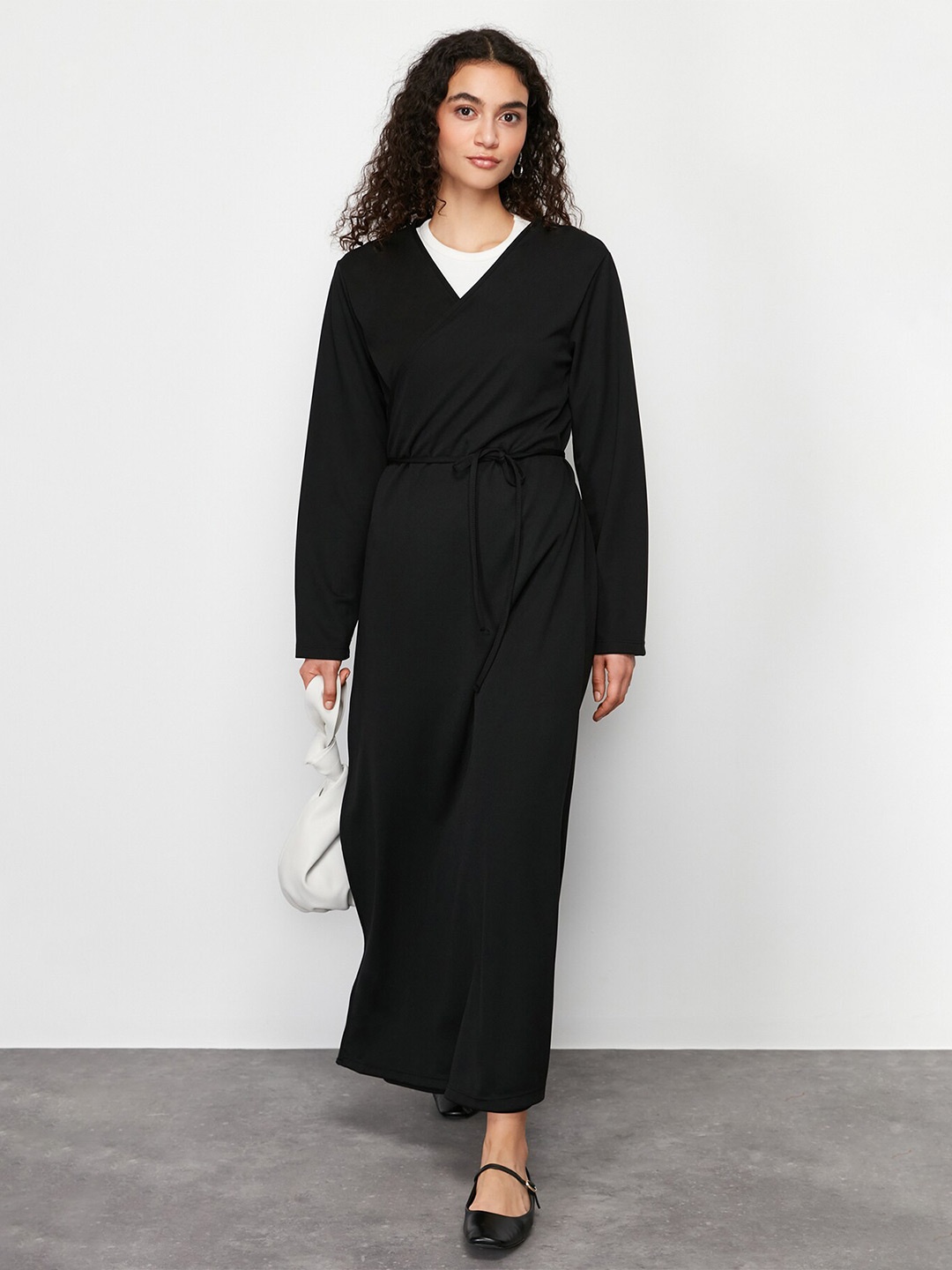 

Trendyol V-Neck Maxi Dress, Black