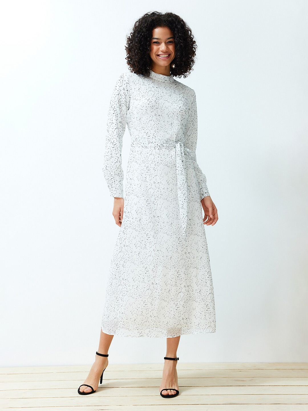 

Trendyol Abstract Printed High Neck Fit & Flare Midi Dress, White