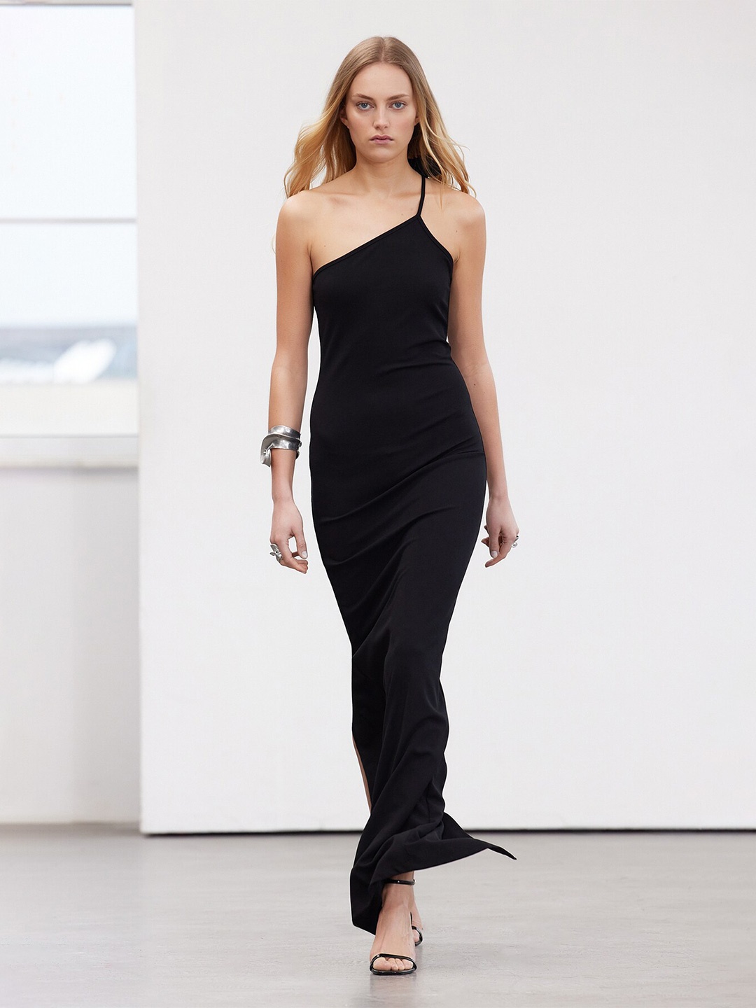 

Trendyol One Shoulder Sleeveless Bodycon Maxi Dress, Black