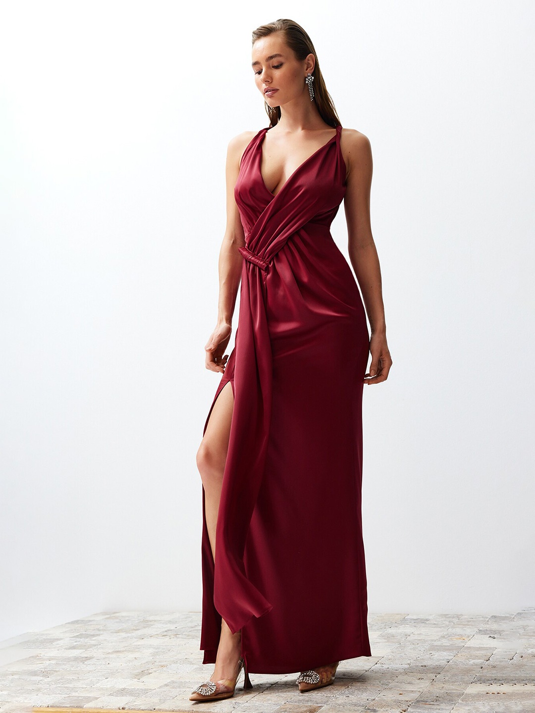 

Trendyol V Neck Shoulder Straps Maxi Dress, Na