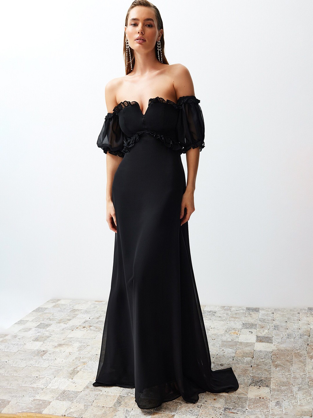 

Trendyol Off-Shoulder Maxi Dress, Black
