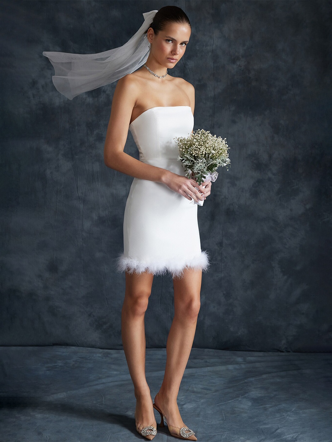 

Trendyol Fringed Strapless Bodycon Dress, White