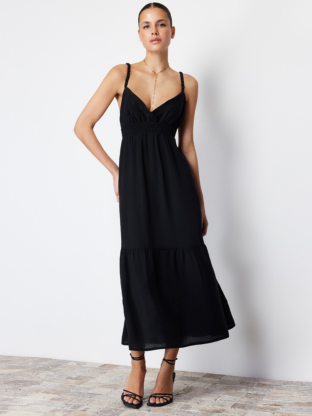 

Trendyol Shoulder Straps Fit and Flare Maxi Dress, Black