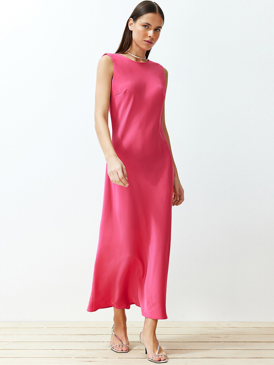 

Trendyol Round Neck Sleeveless Maxi Dress, Pink