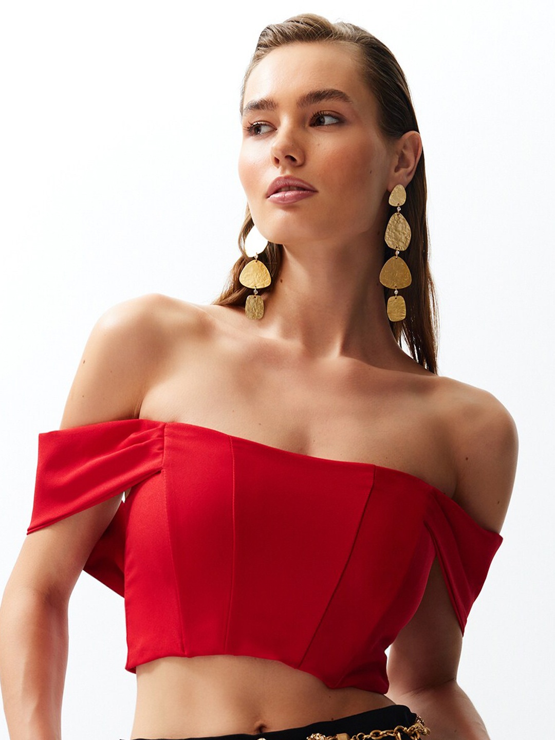 

Trendyol Off-Shoulder Bardot Crop Top, Red