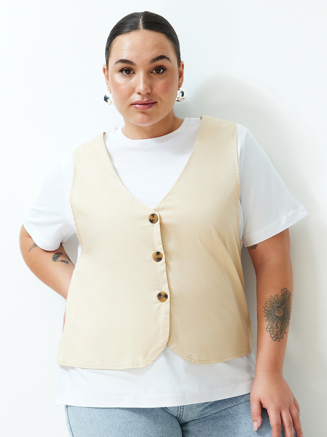 

Trendyol Round Neck Short Sleeves Cotton Casual Top, White