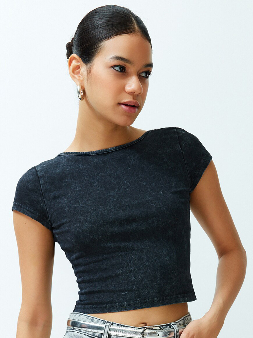 

Trendyol Self Design Round Neck Cotton Crop Top, Green