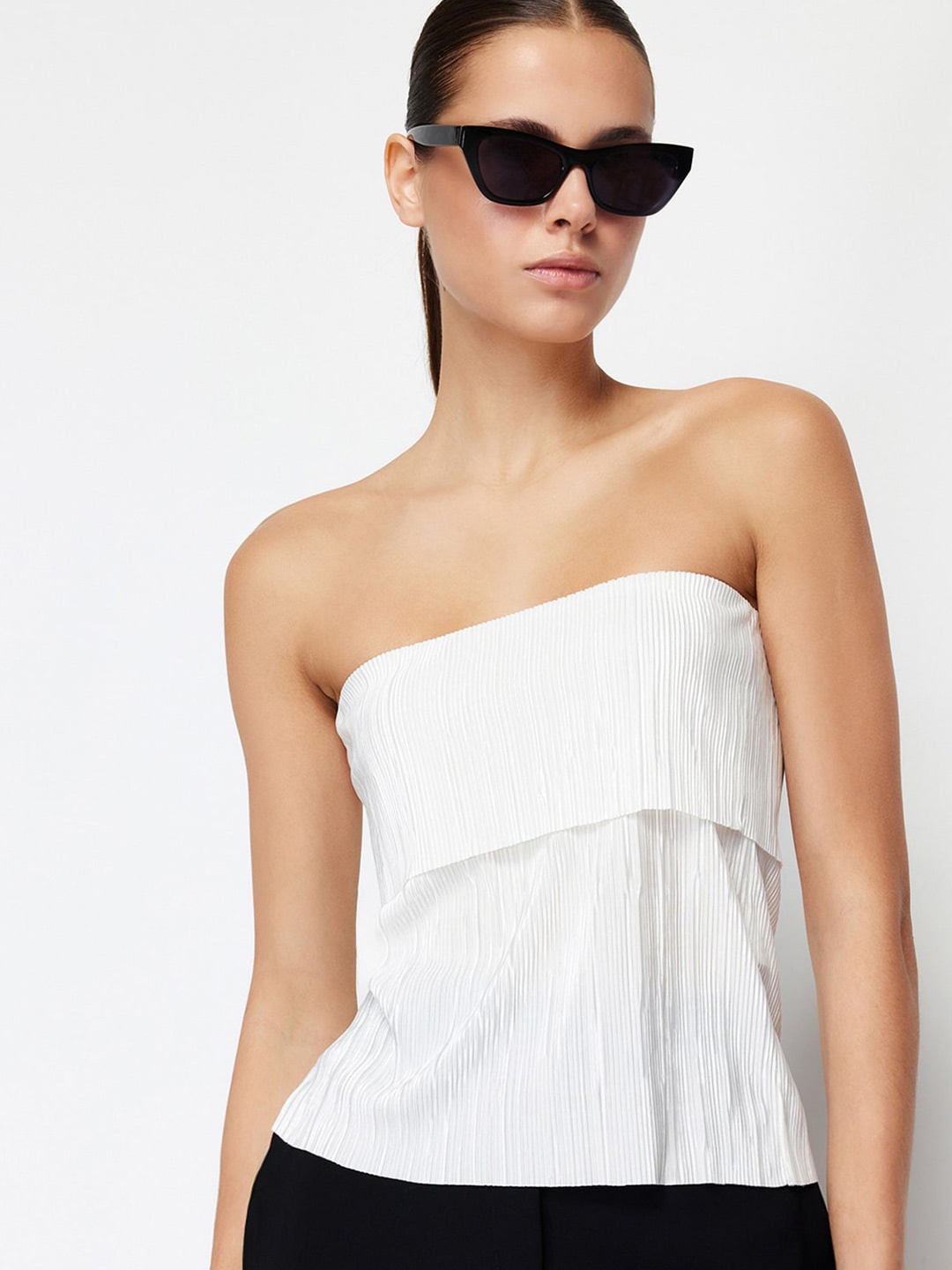 

Trendyol Striped Strapless Tube Top, White