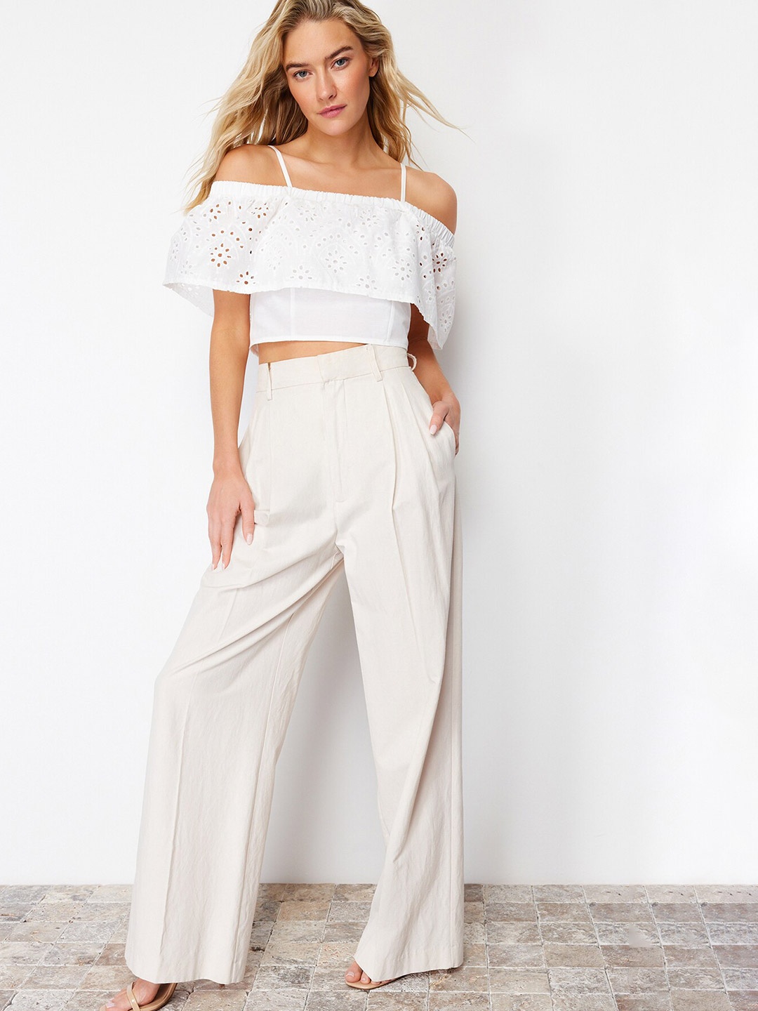 

Trendyol Self Design Cotton Bardot Crop Top, Na