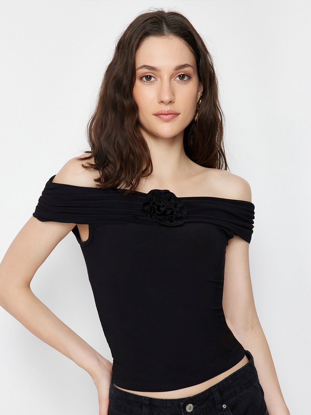 

Trendyol Off-Shoulder Bardot Crop Top, Black