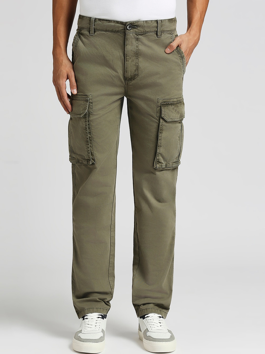 

Pepe Jeans Men Cotton Cargos Trousers, Green