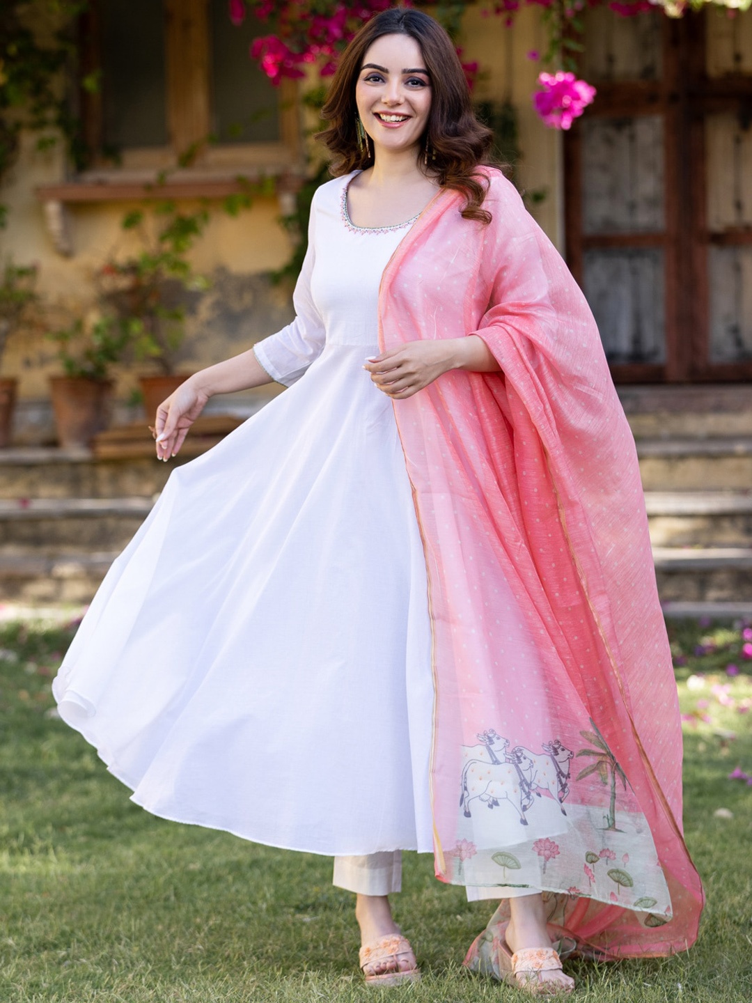 

Ambraee Geometric Yoke Design Thread Work Kurta With Trousers & Dupatta, White