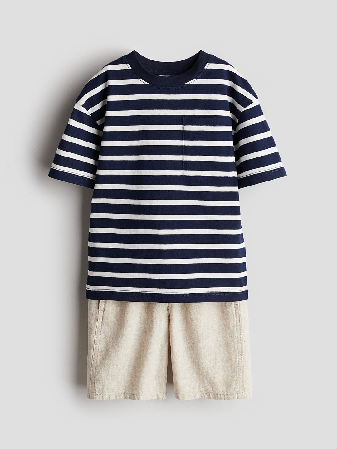 

H&M Boys Striped T-shirt with Shorts, Blue