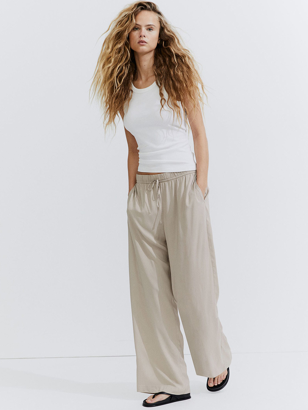 

H&M Women Wide Pull-On Trousers, Beige