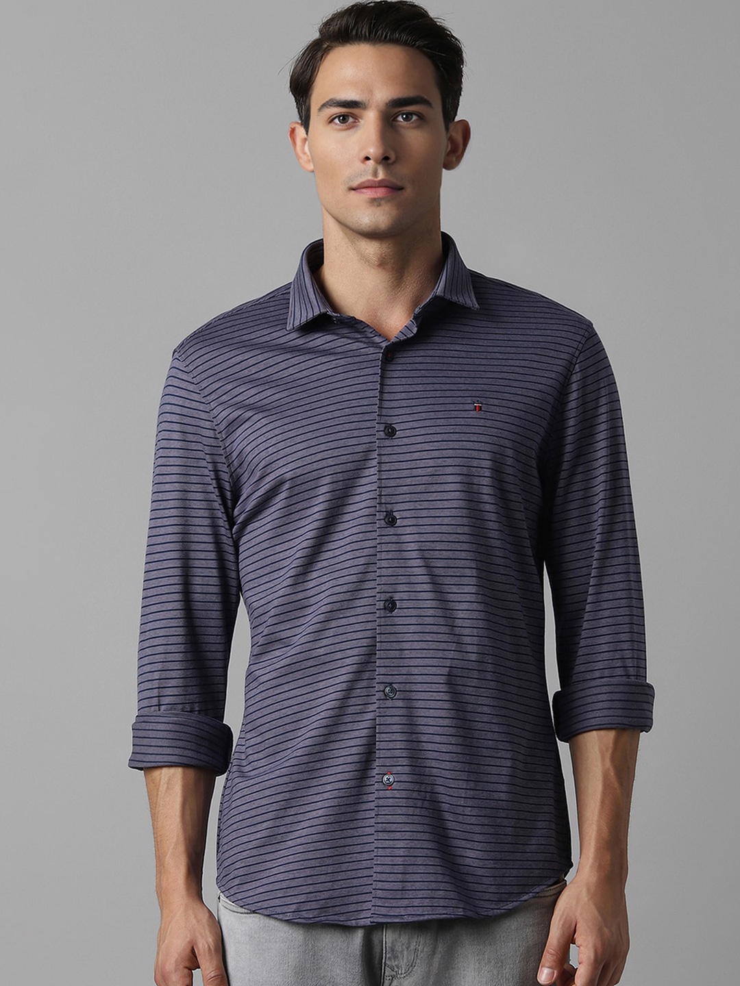 

Louis Philippe Sport Slim Fit Horizontal Stripes Long Sleeves Cotton Casual Shirt, Navy blue