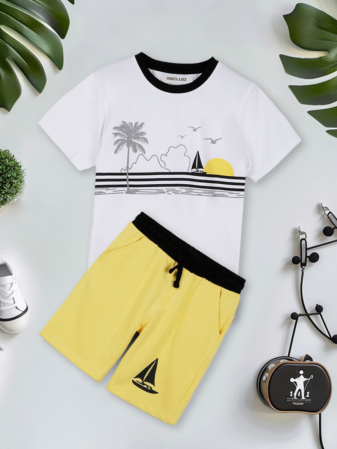 

INCLUD Boys Graphic Printed T-shirt With Shorts, White