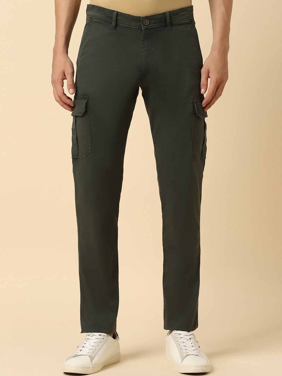

Allen Solly Men Slim Fit Low-Rise Cargos Trousers, Green