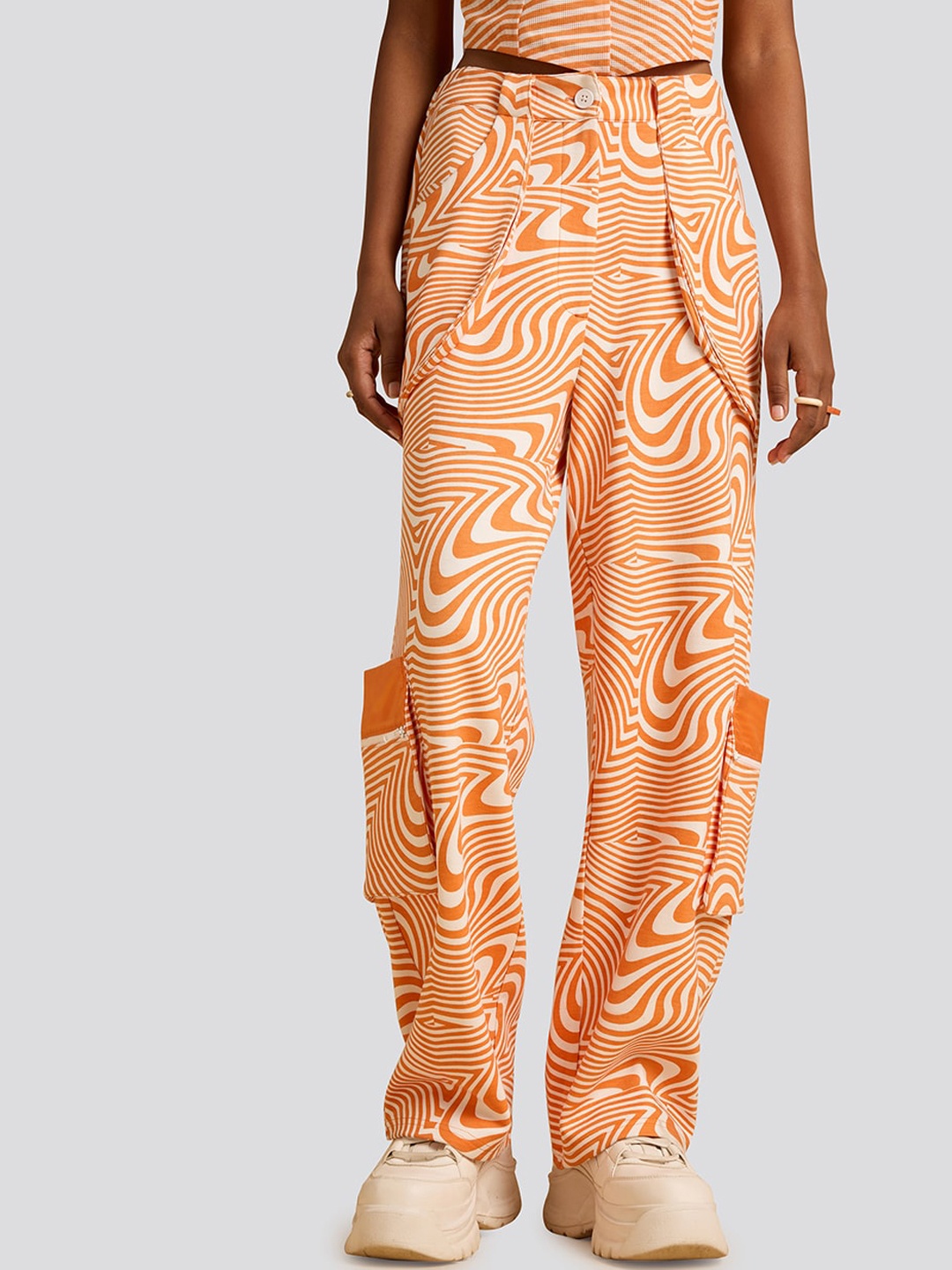 

Muvazo Women Mid-Rise Cargo Track Pants, Orange