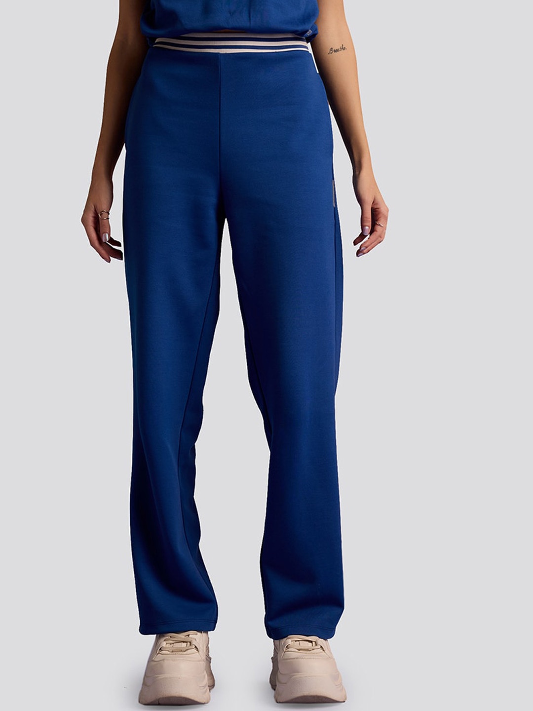 

Muvazo Women Mid Rise Track Pants, Blue