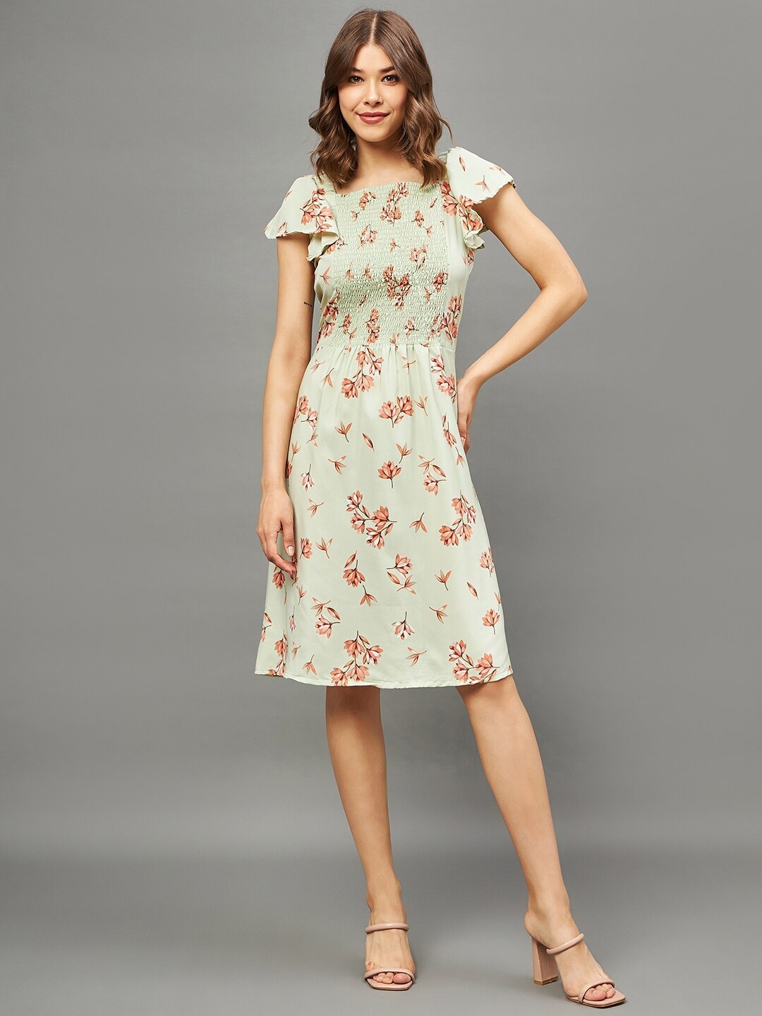 

THE PAJAMA FACTORY Floral Printed Flutter Sleeve Fit & Flare Dress, Lime green