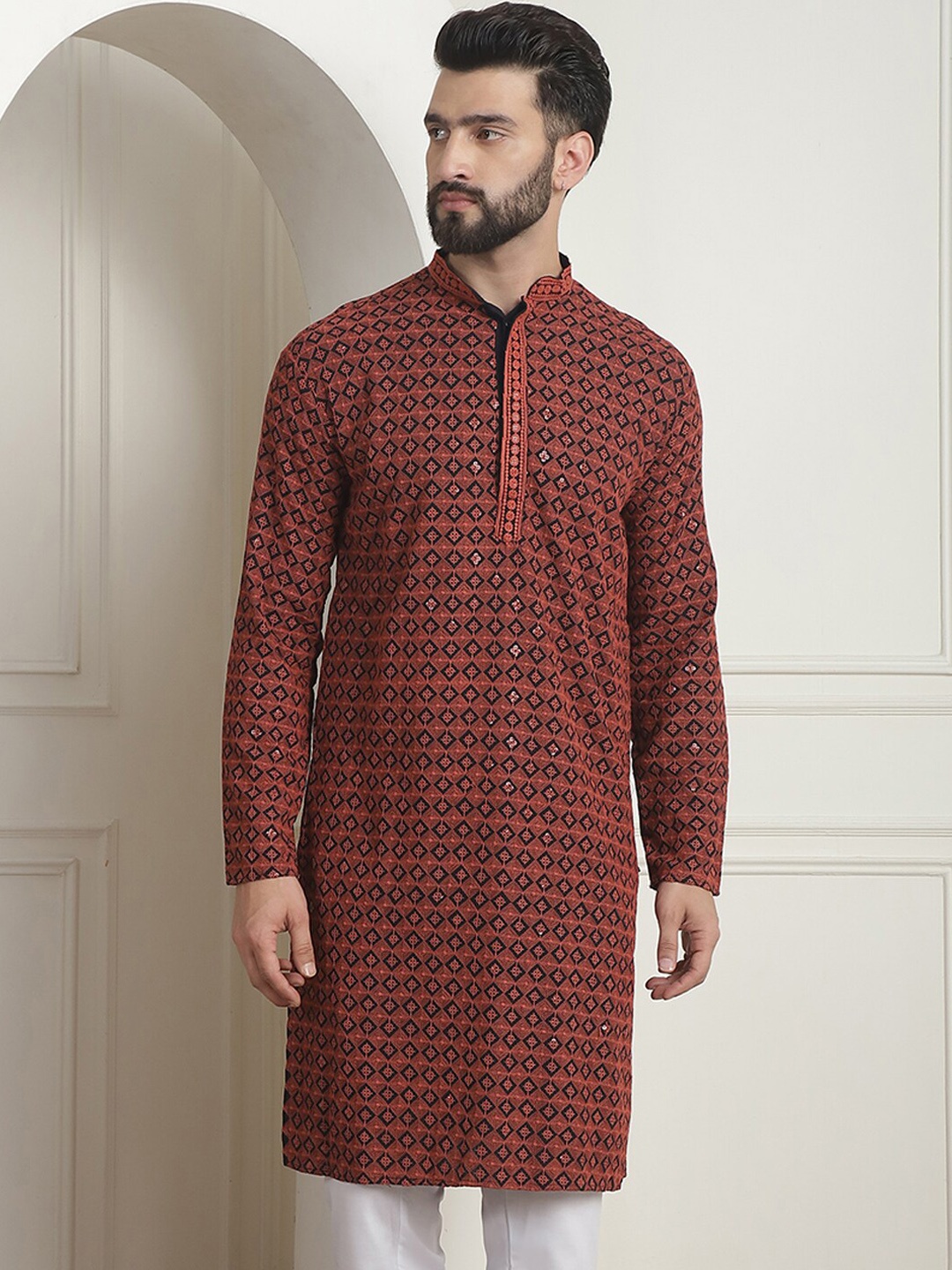 

SOJANYA Geometric Embroidered Mandarin Collar Long Sleeves Straight Kurta, Coral