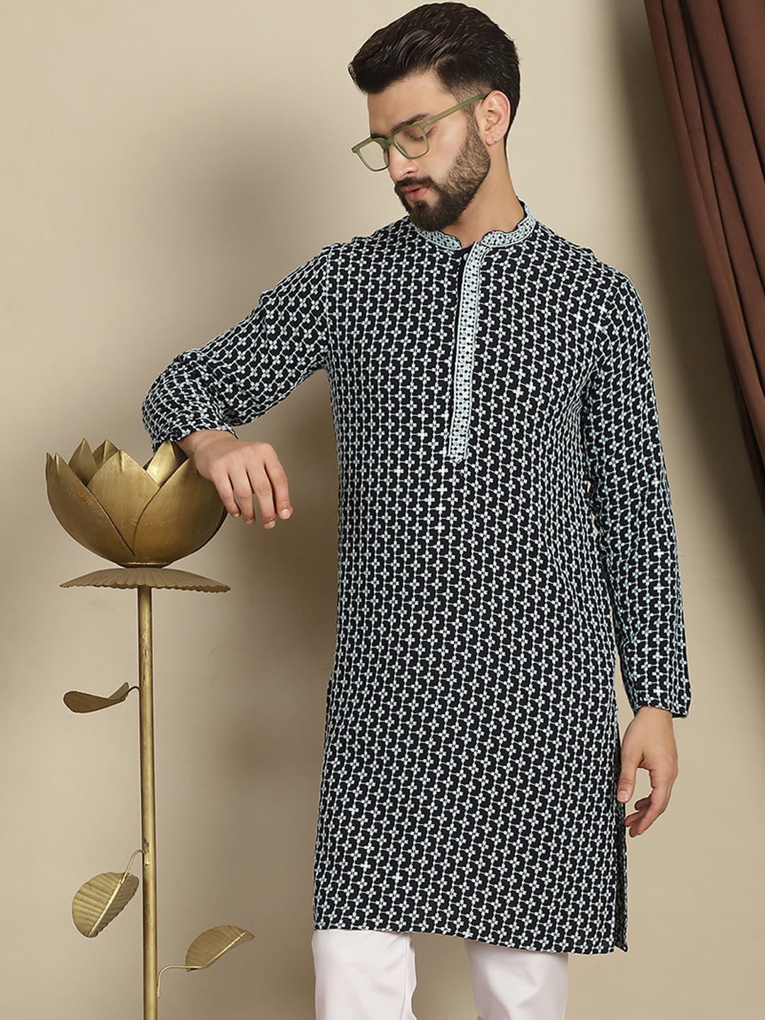 

Anouk Geometric Embroidered Thread Work Cotton Straight Kurta, Turquoise blue