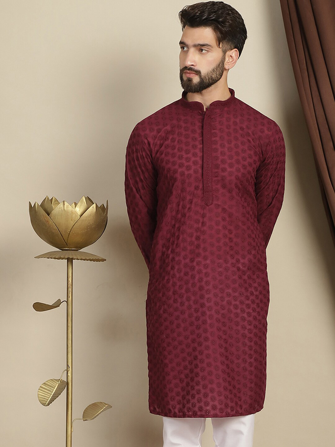 

Anouk Floral Embroidered Thread Work Pure Cotton Straight Kurta, Purple
