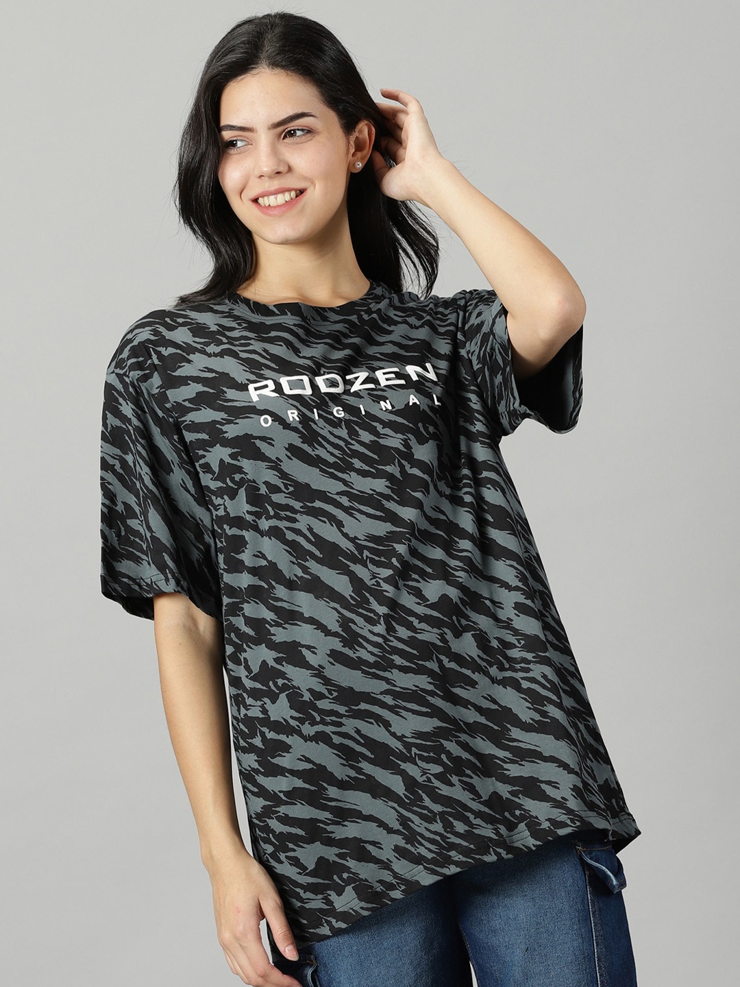 

Rodzen Printed Pure Cotton T-shirt, Grey melange