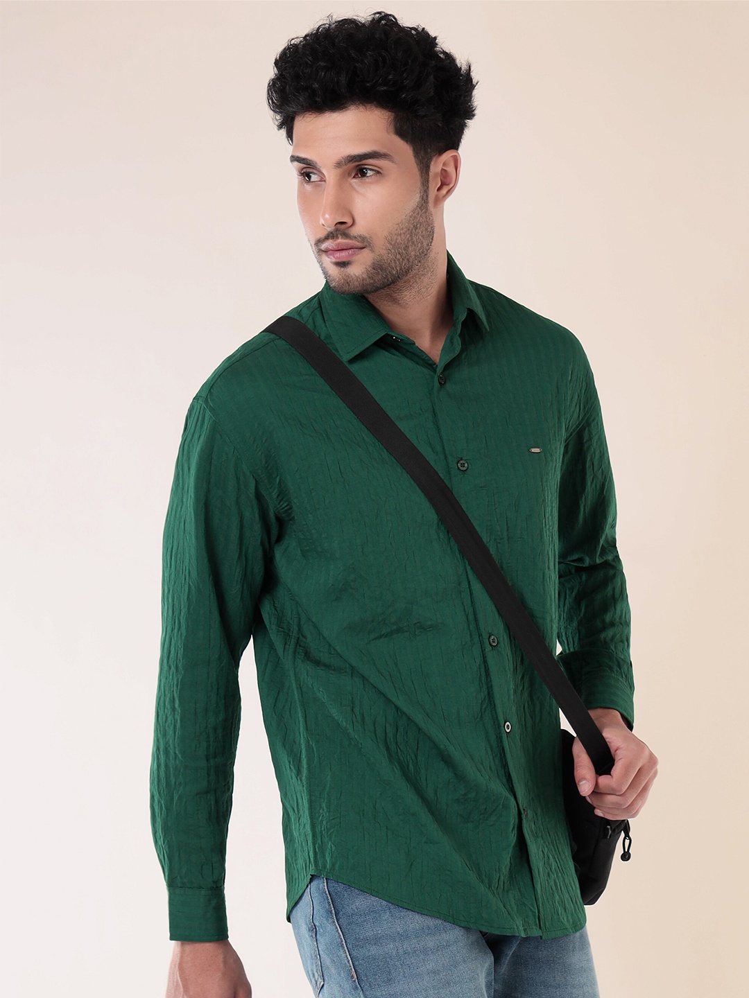 

Beyoung Classic Textured Opaque Cotton Casual Shirt, Green